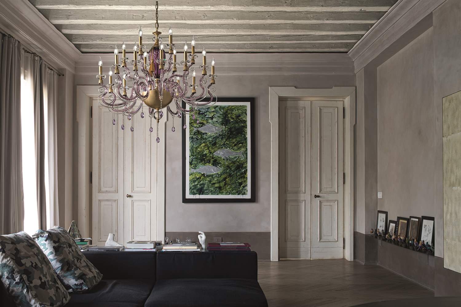 Гостиная загородного дома в стиле кантри