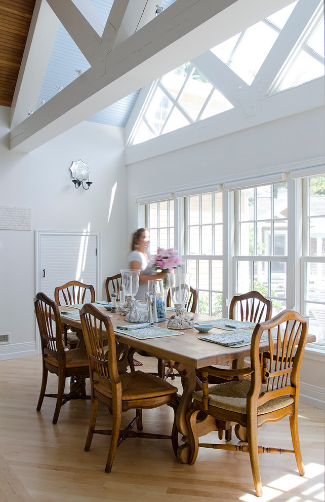 Dining room - traditional dining room idea in Portland Maine