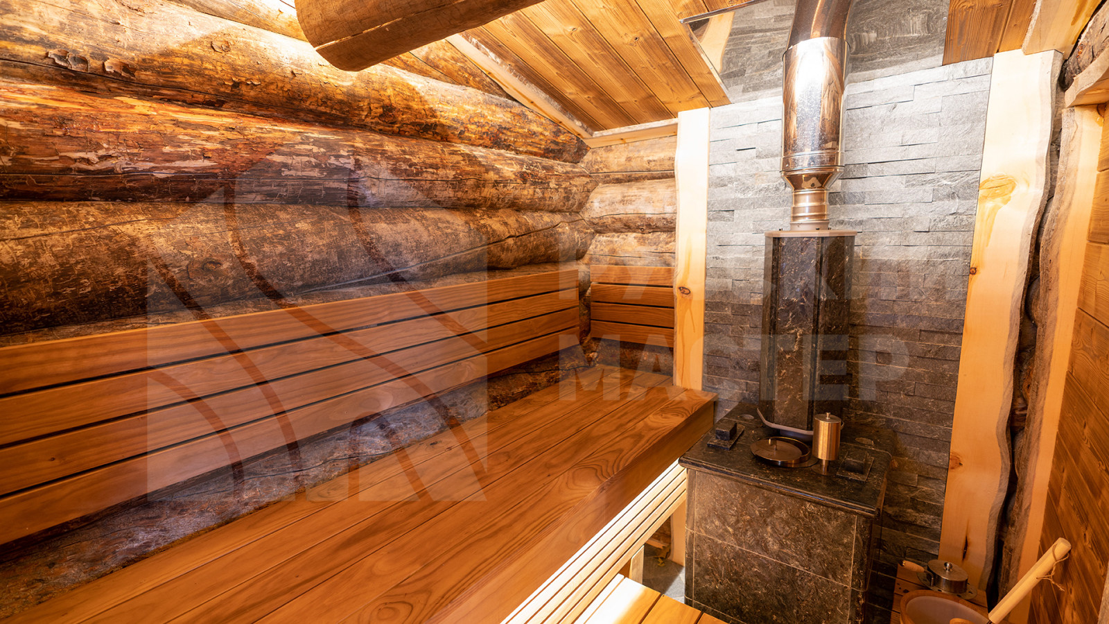 Баня из полярной сосны Кело с террасой и купелью с подогревом