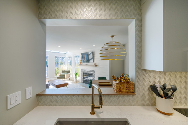 Waterfront Condo Renovation kitchen