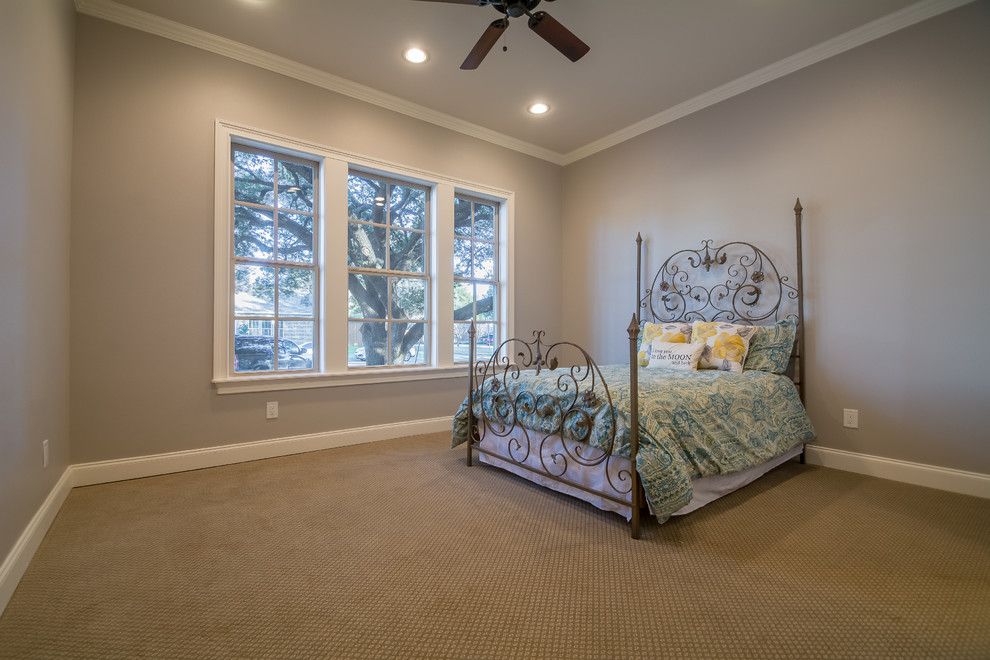 Home design - transitional home design idea