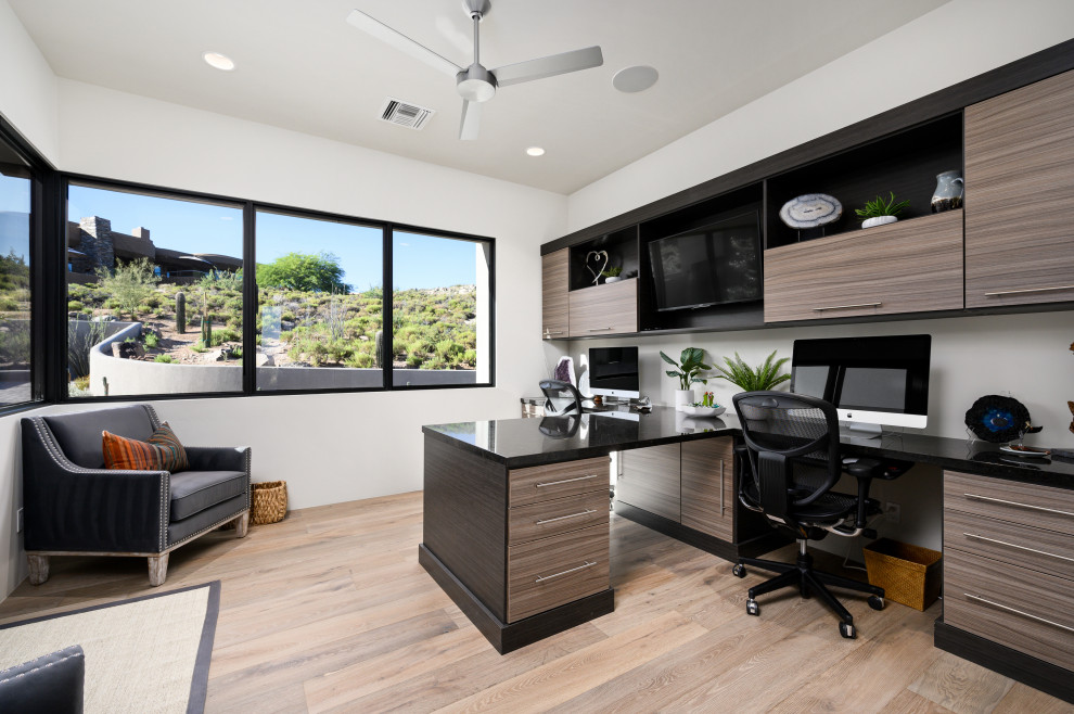 Inspiration for a contemporary home office in Phoenix.