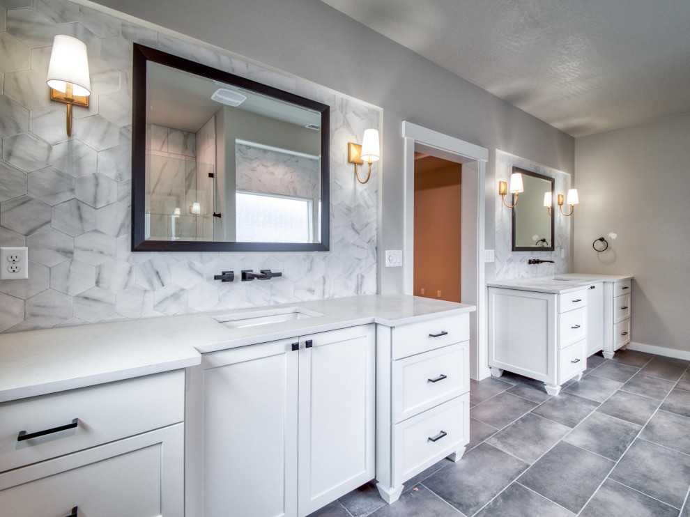 Home design - transitional home design idea