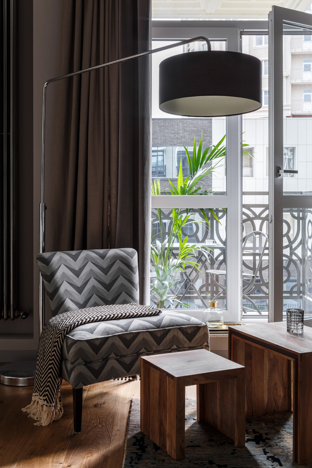 Монохромная квартира на Добрынинской