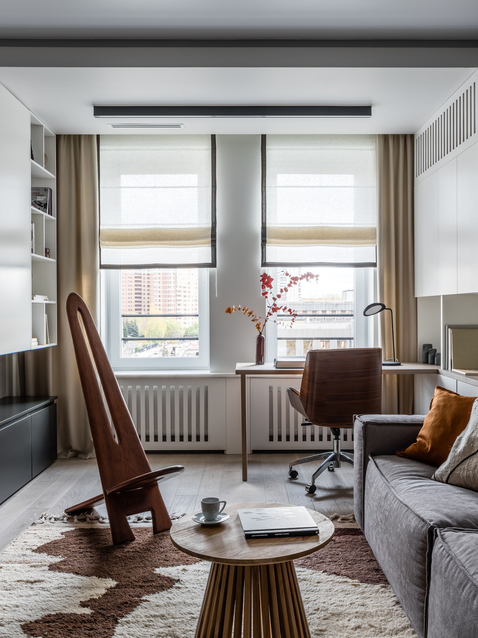 Houzz тур: 54 кв.м — квартира с «луной» в спальне | Houzz Россия