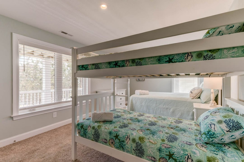 (2021) Great White Shack