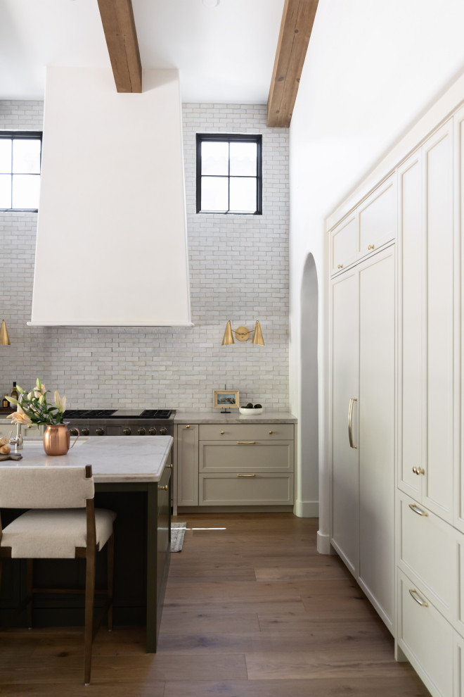 Inspiration for a transitional kitchen remodel in Phoenix