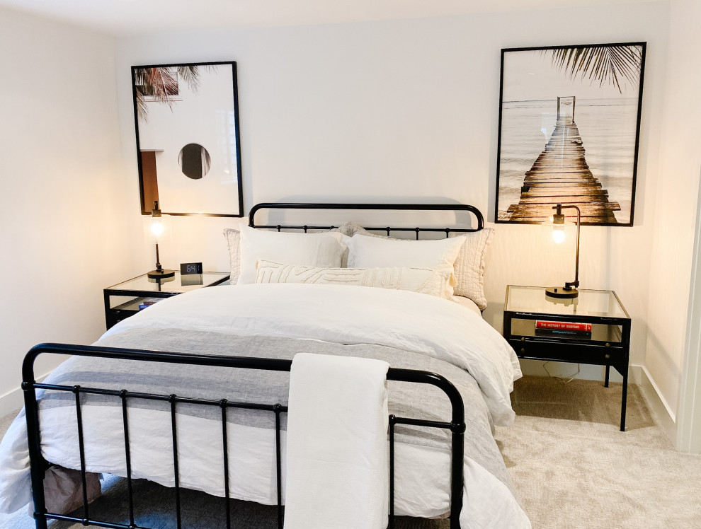 Свежая идея для дизайна: спальня среднего размера в стиле ретро - отличное фото интерьера