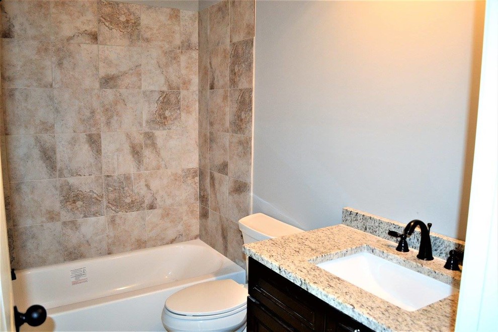 Home design - transitional home design idea
