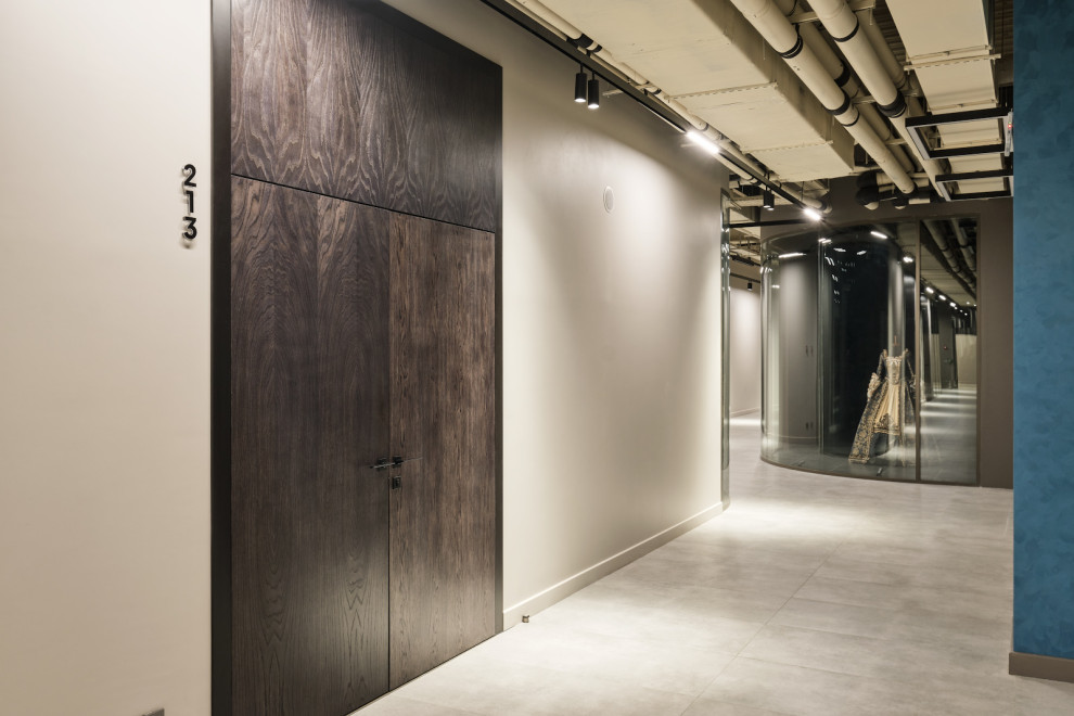 Высокие дубовые двери. 100% массив дуба.