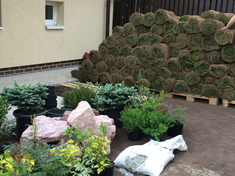 Нагорный - минималистичный сад