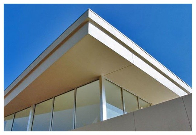 Design ideas for a contemporary exterior in Tampa.