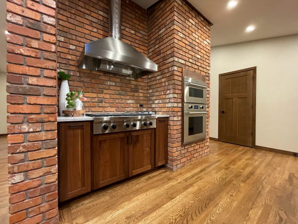 Kitchen - kitchen idea in Seattle