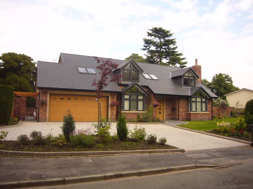 This is an example of a contemporary home in Manchester.