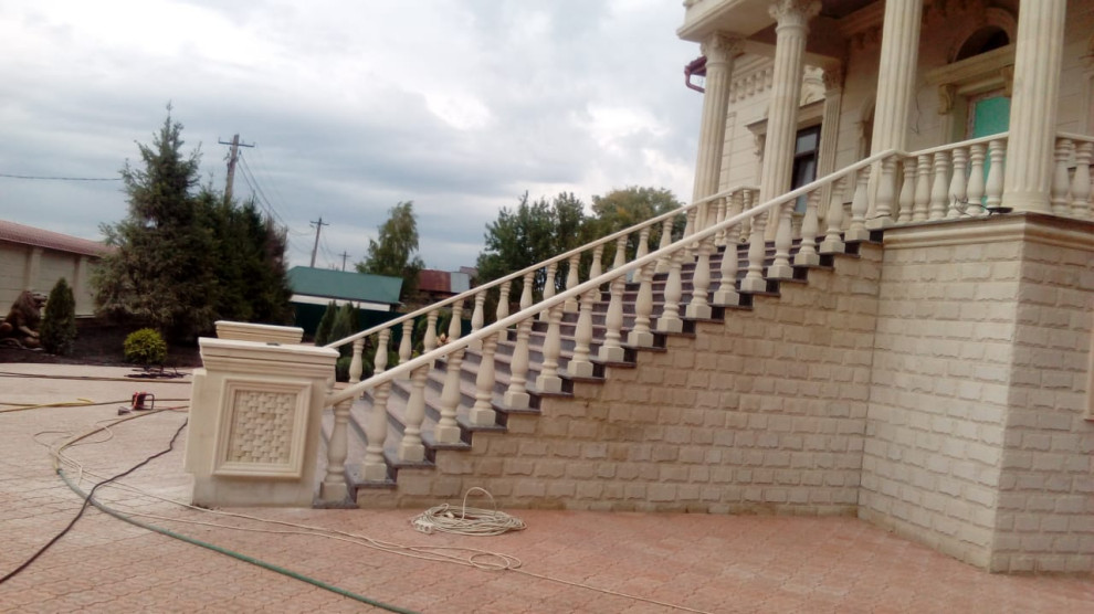 Балясины из натурального дагестанского камня