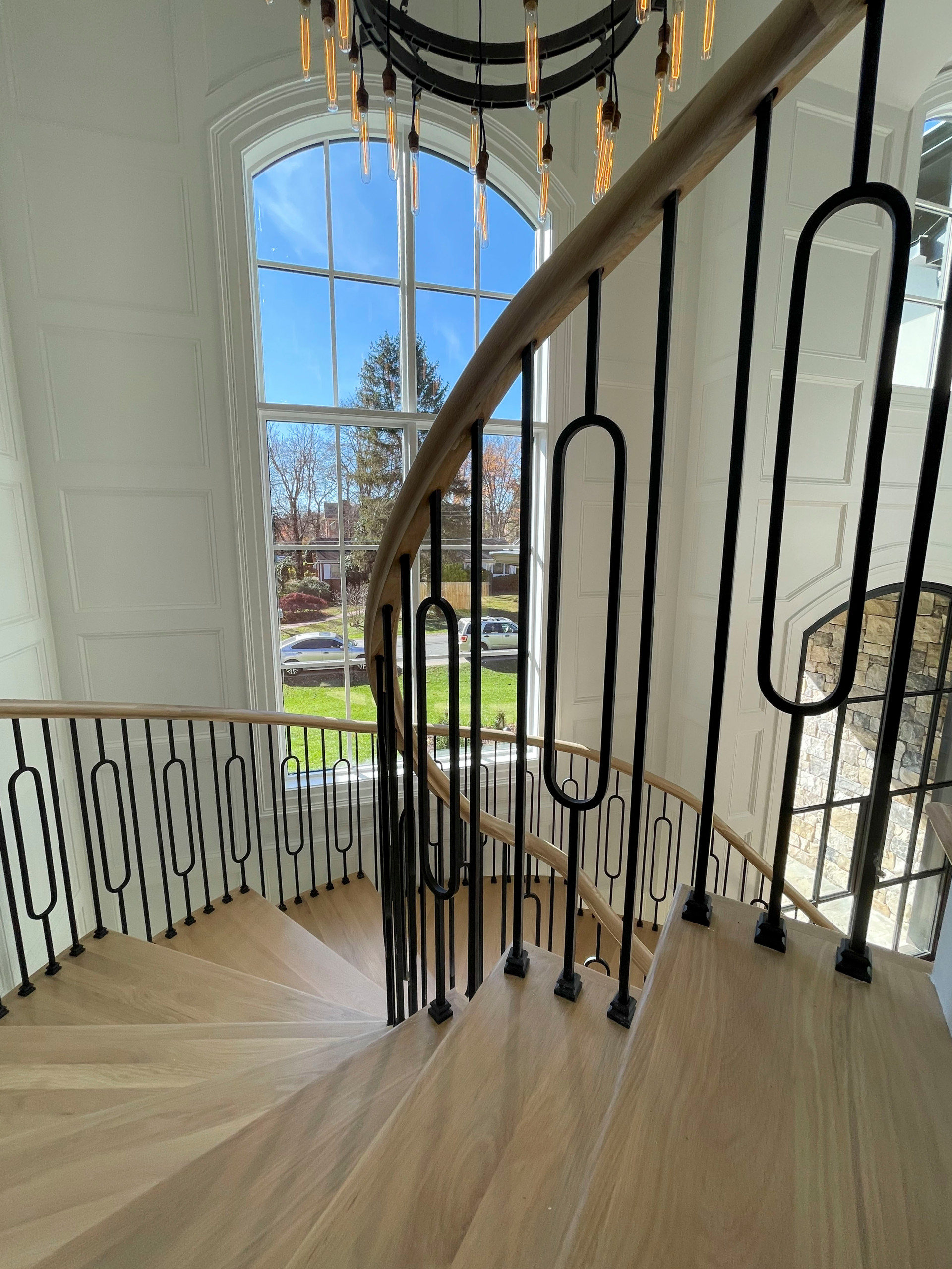 95_Remarkable and elegant floating elliptical staircase, McLean, VA 22101