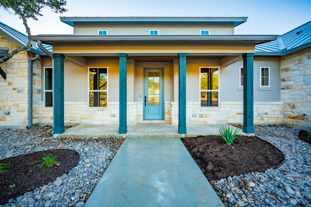 Home design - transitional home design idea in Austin