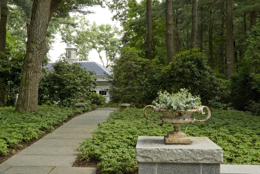Inspiration for a traditional shaded garden in Boston with a container garden.