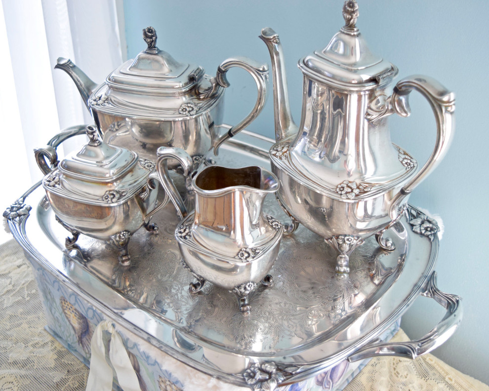 How to store clean silver teapot