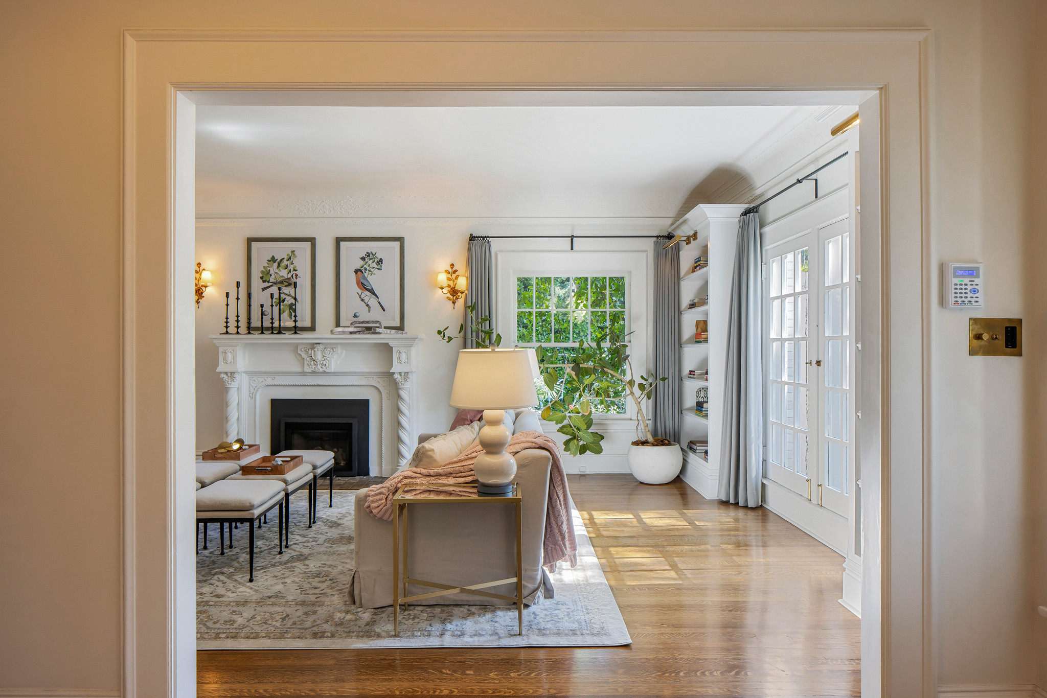 Staging-Van Ness