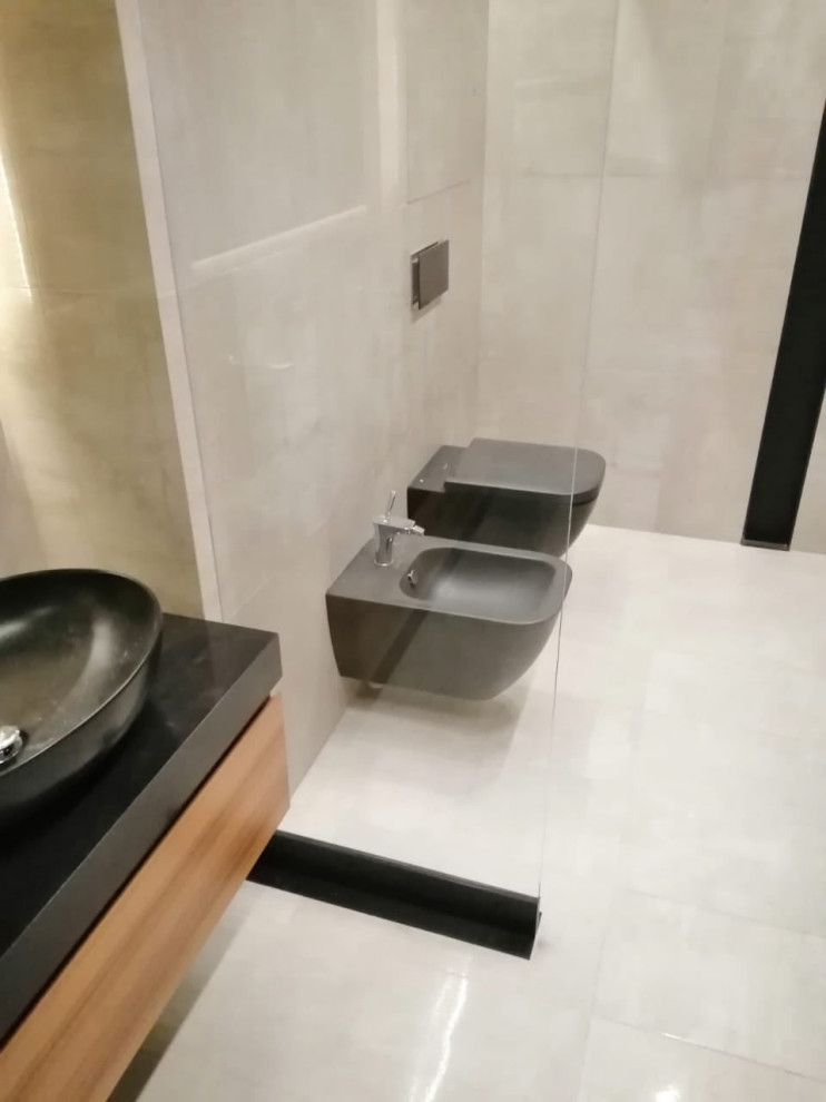 Стеклянная перегородка в душевую