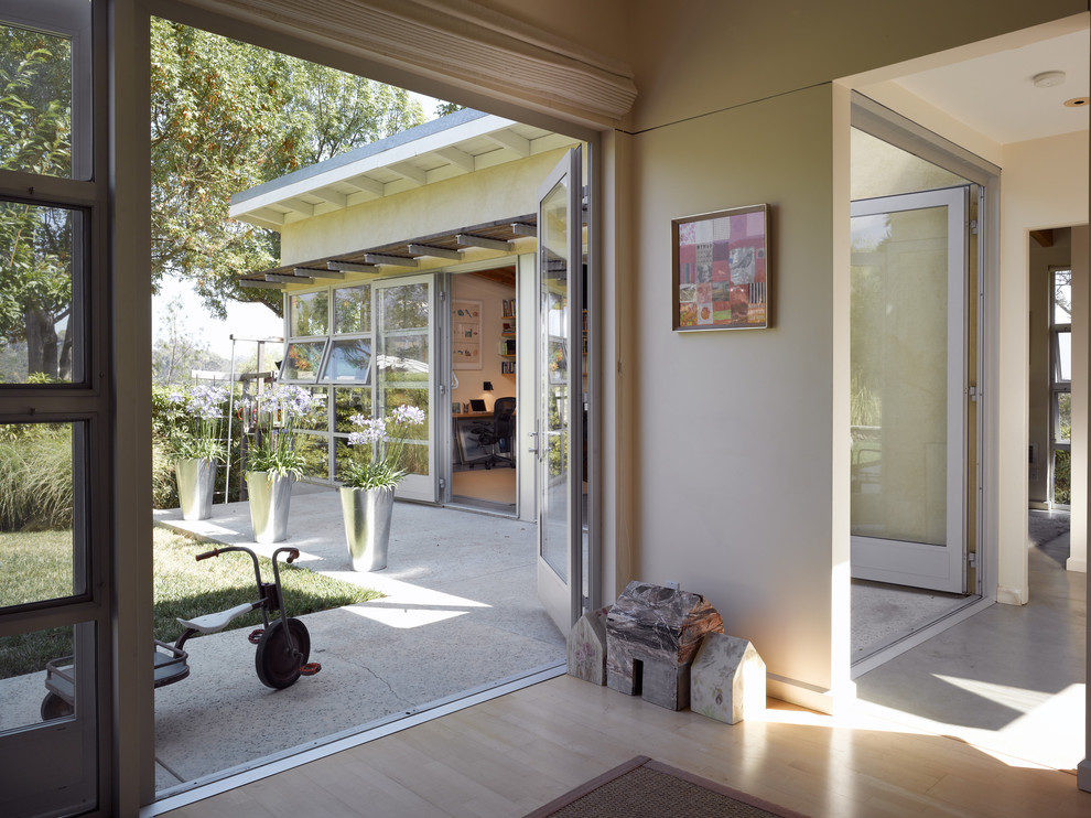 Design ideas for a contemporary entryway in Santa Barbara.