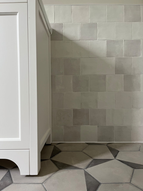 Bathroom contemporary-bathroom