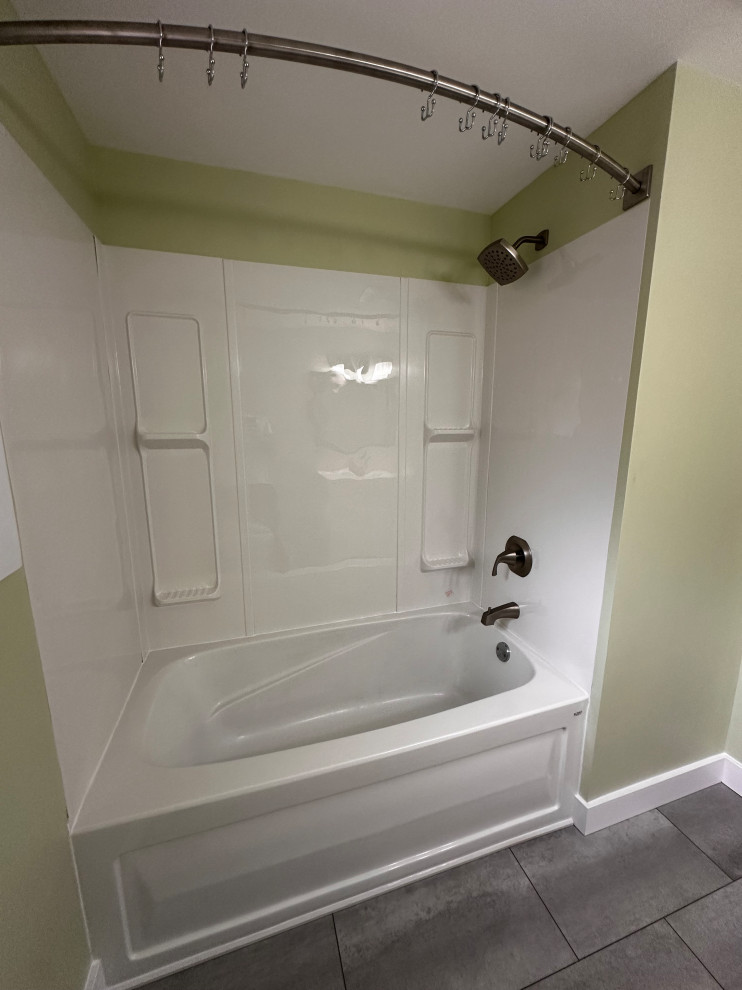 Notre Dame - Bathroom Remodel - London, ON