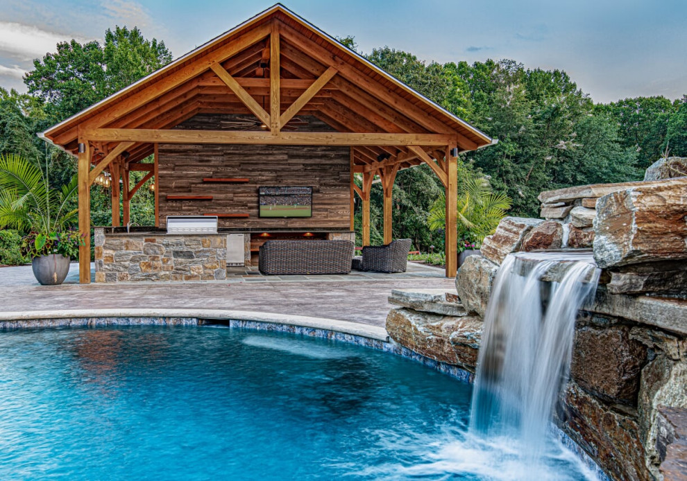 Transitional pool photo in Wilmington
