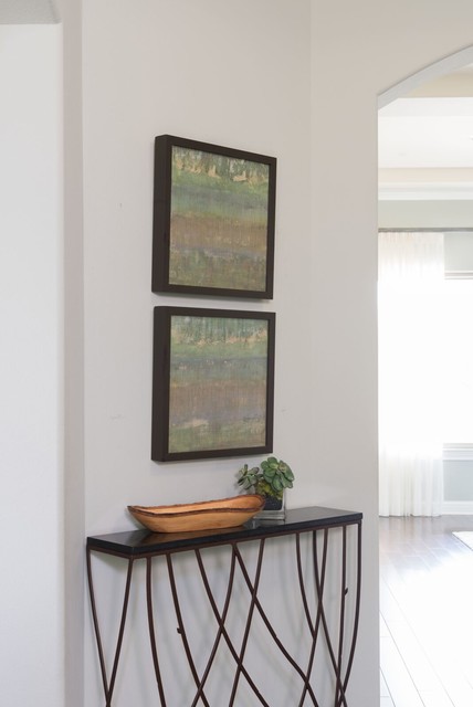 Hall transitional-corridor