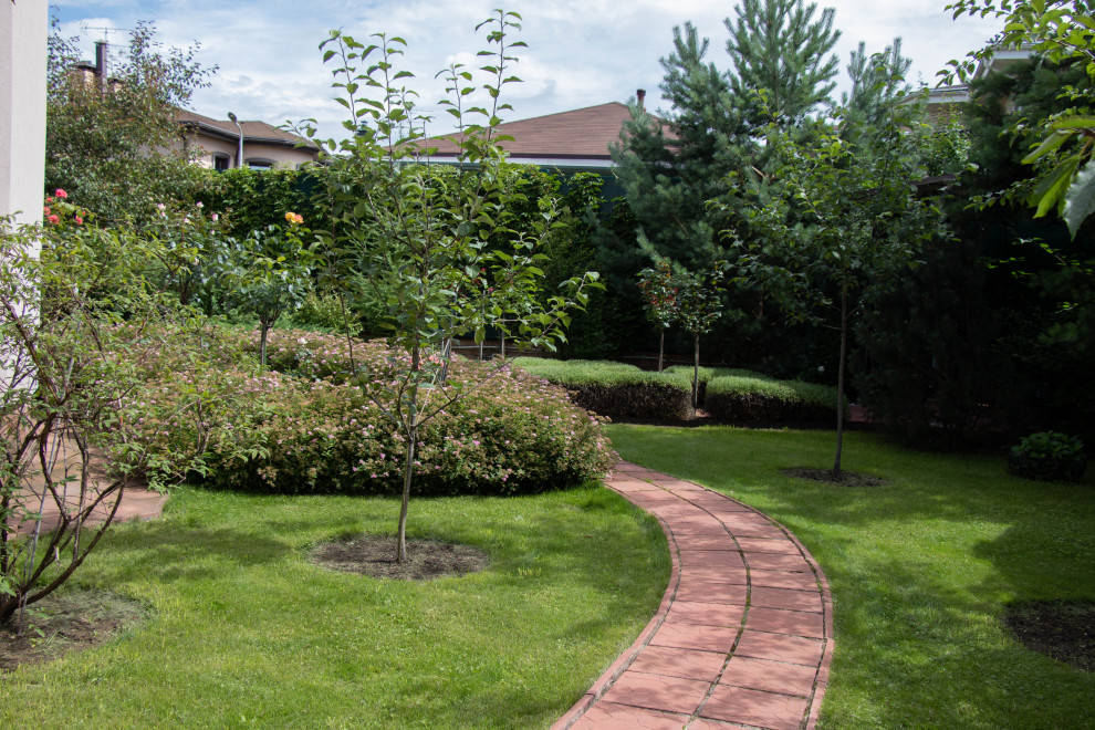 Французский садик в поселке Рыбаки Дмитровское шоссе