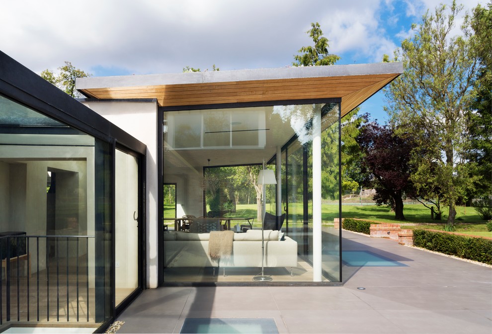 Design ideas for a contemporary exterior in Oxfordshire.
