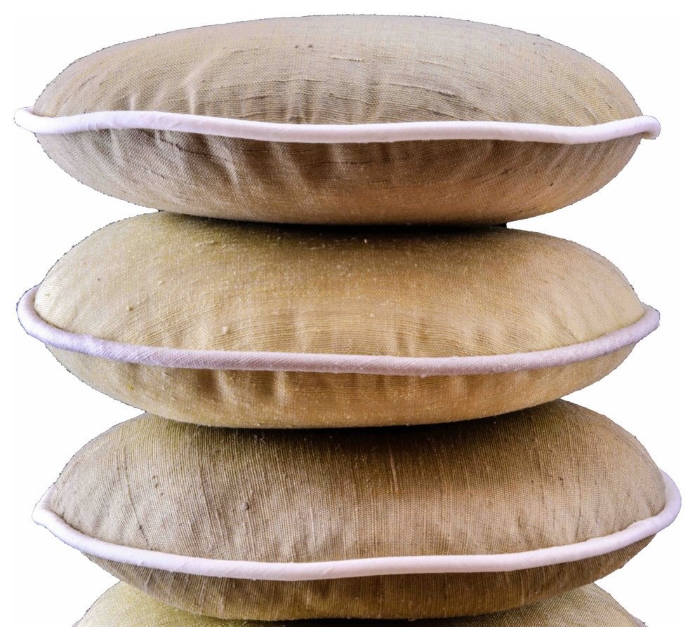 Luxury Curtains. Pillows