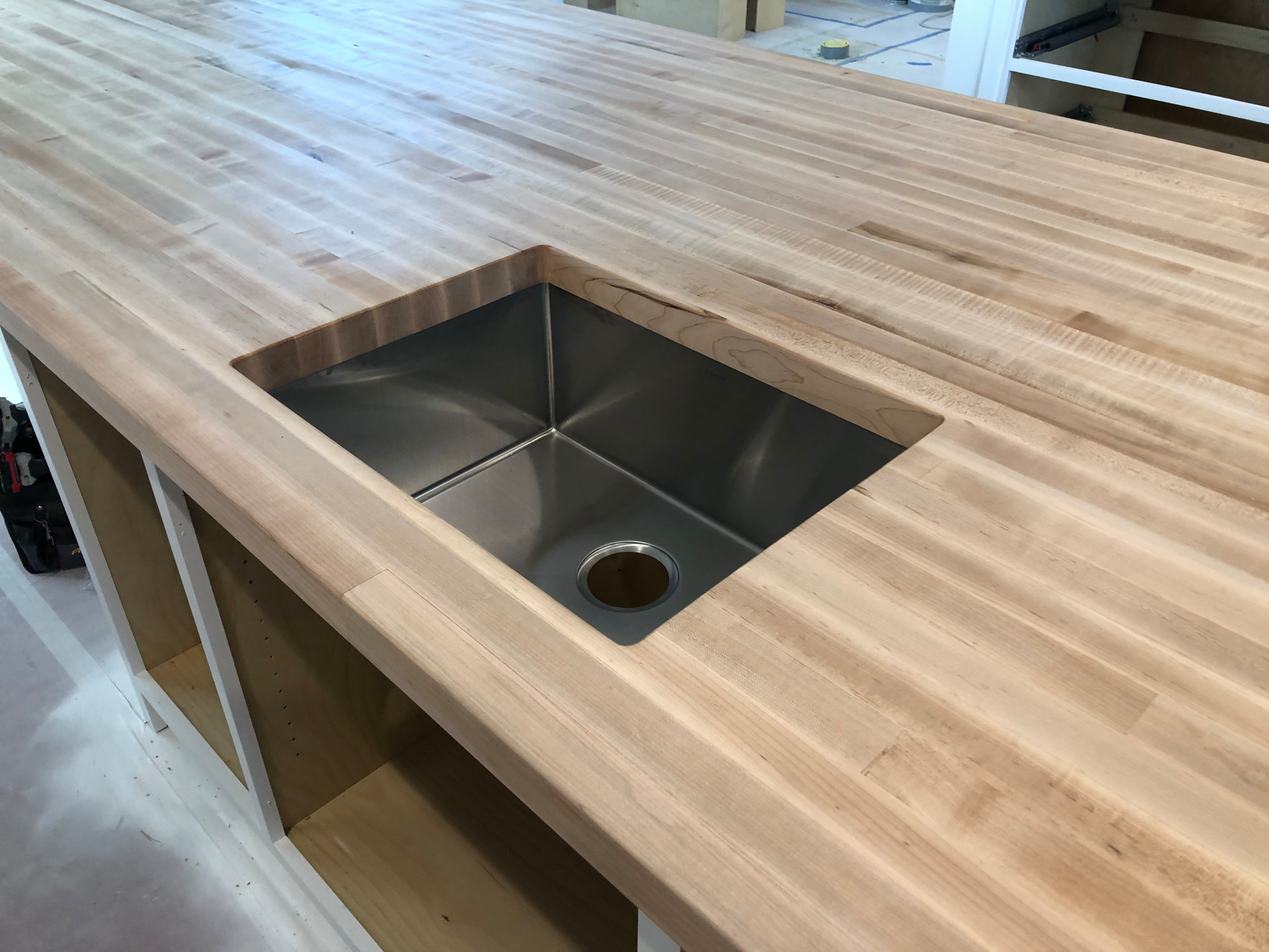 Maple Edge Grain Countertops