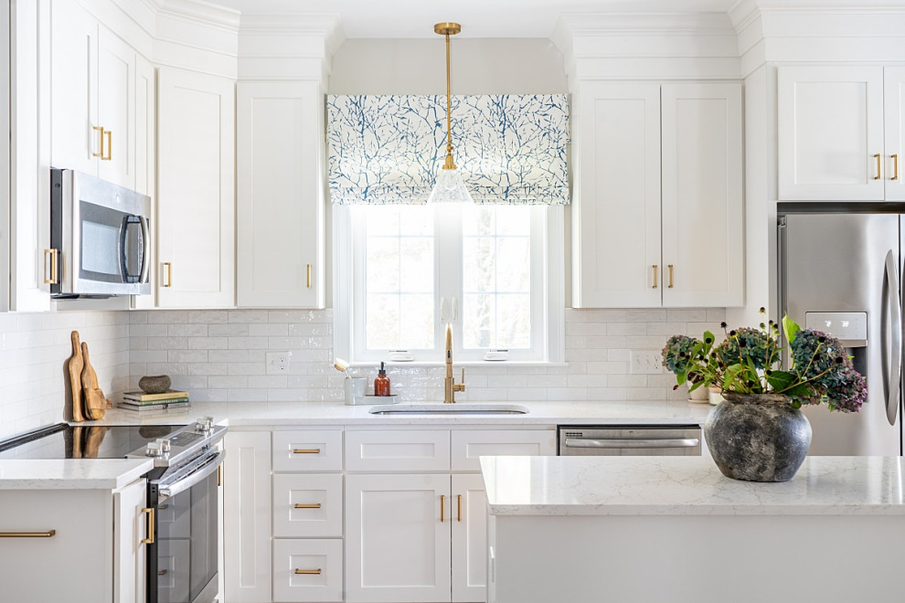 Example of a transitional kitchen design in Boston