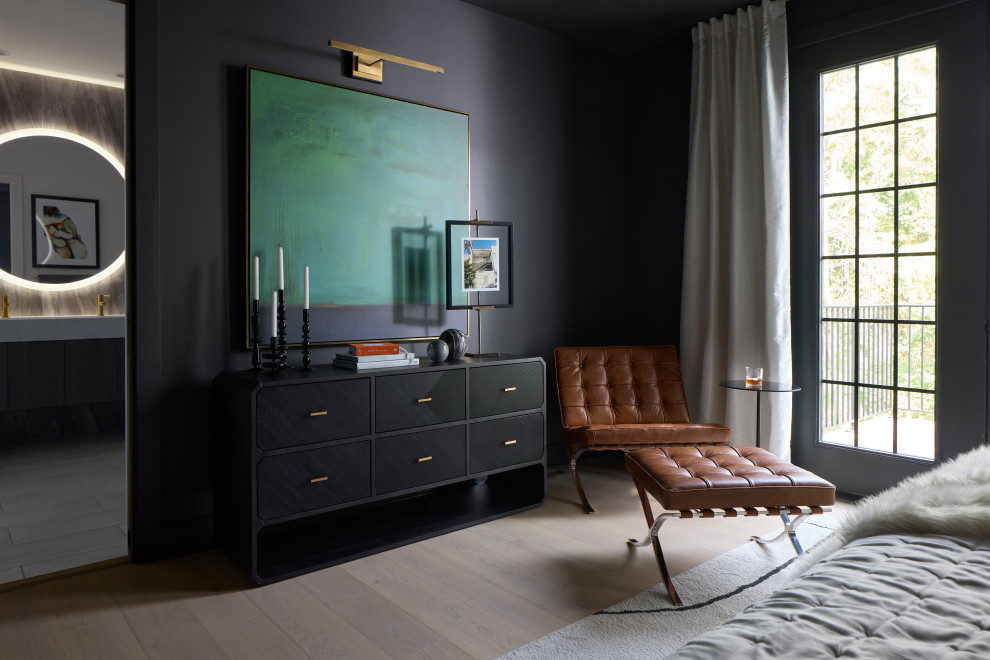 Minimalist bedroom photo in Richmond
