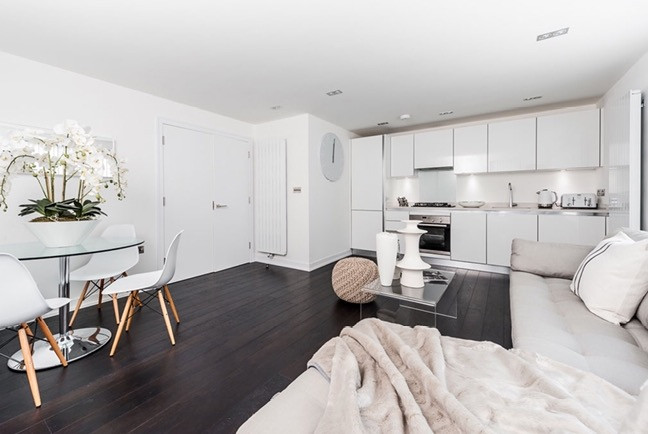 Bespoke White kitchen Made to measure