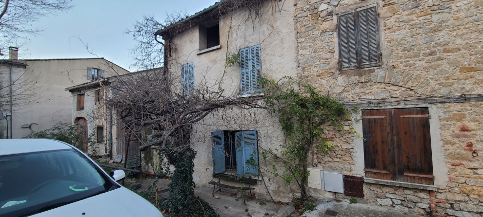 Mazaugues provence