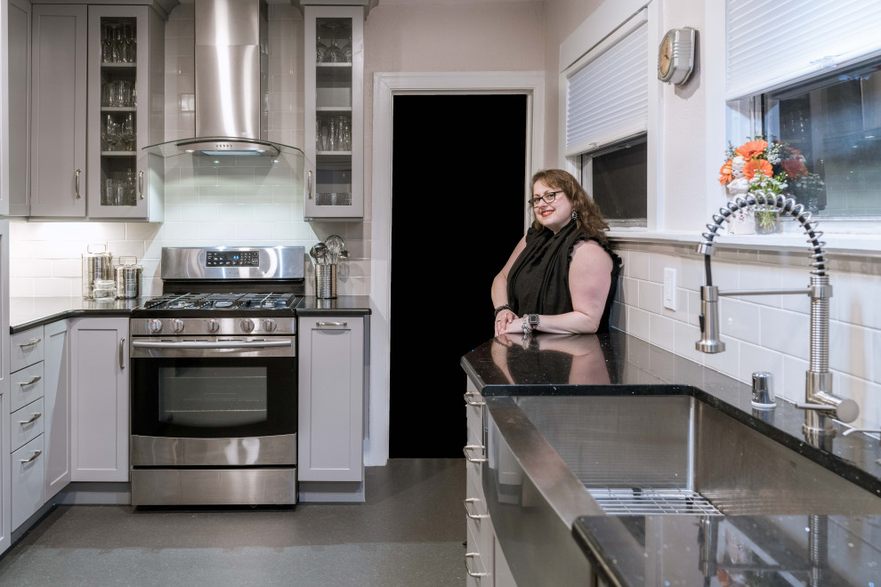 Clinton Kitchen