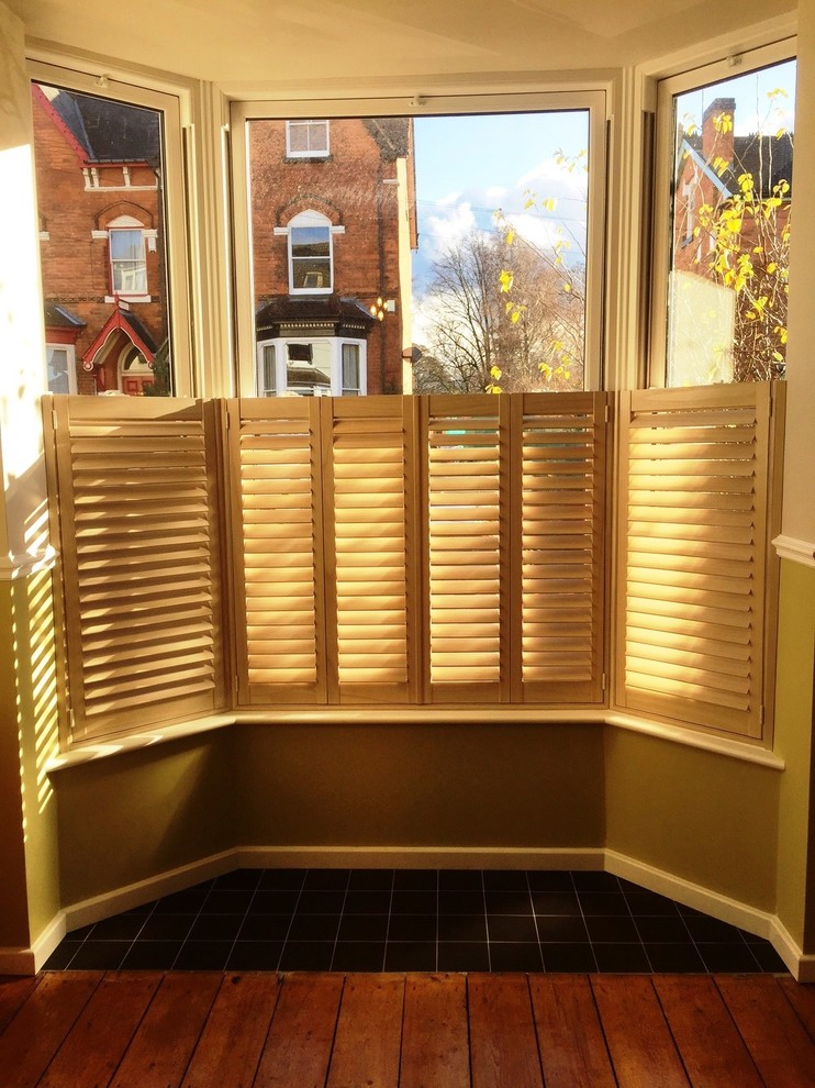 Inspiration for a contemporary living room in West Midlands.