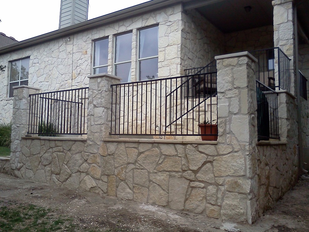 Inspiration for a rustic home design remodel in Austin