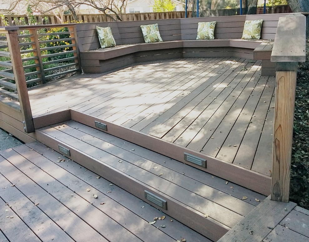 Deck - mid-sized transitional backyard deck idea in San Francisco with no cover