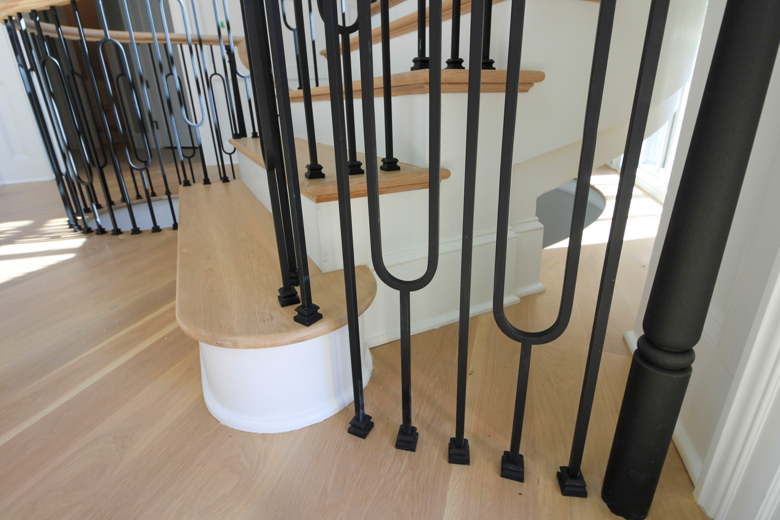 95_Remarkable and elegant floating elliptical staircase, McLean, VA 22101