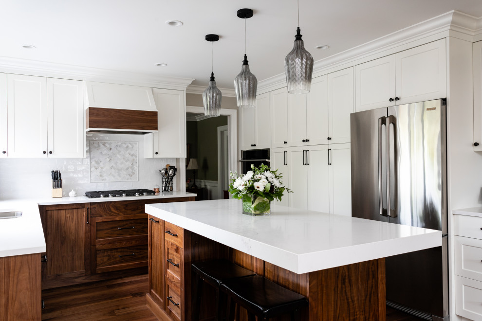 Inspiration for a transitional kitchen remodel in Vancouver