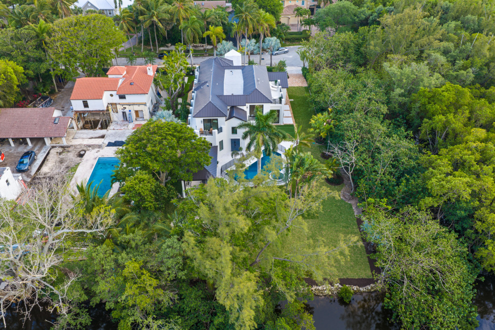 PRIVATE RESIDENCE - OCEAN RIDGE