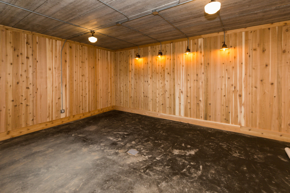 Home design - transitional home design idea in Cedar Rapids