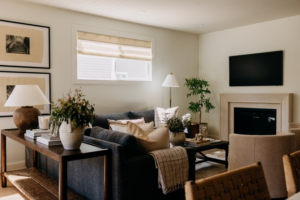 Paradise Ave. Living Room