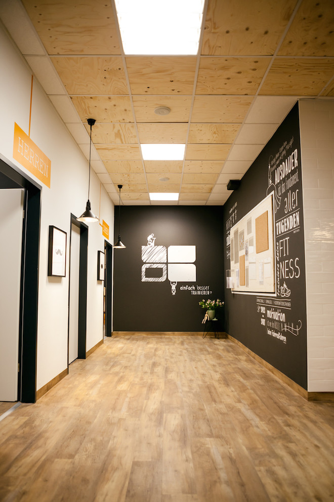 Moderner Flur in Sonstige