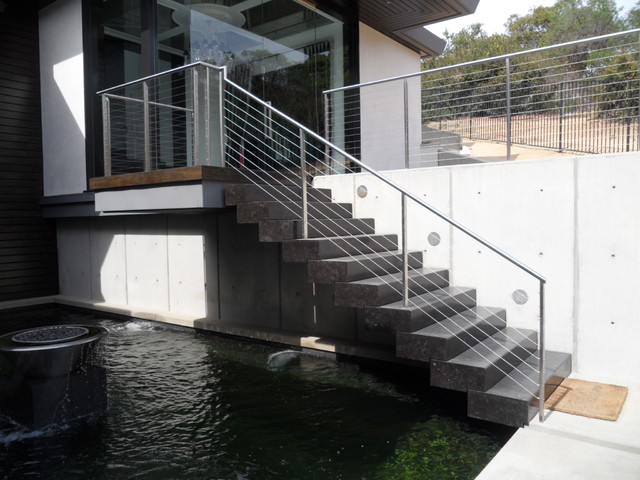 Cable Railing contemporary-exterior