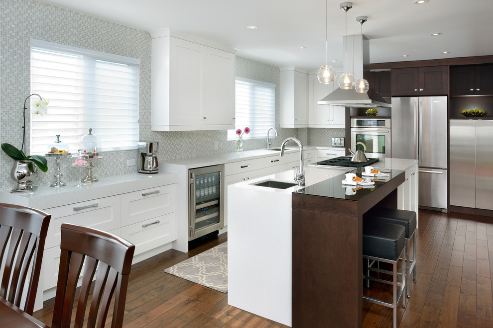 Example of a transitional kitchen design in Toronto